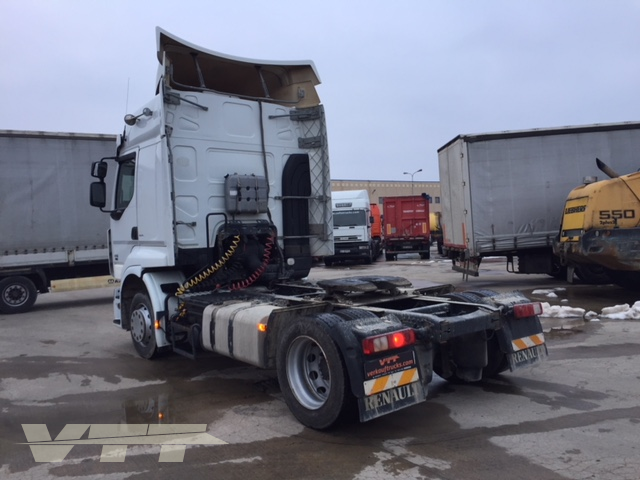 ID 230 Renault Premium 450