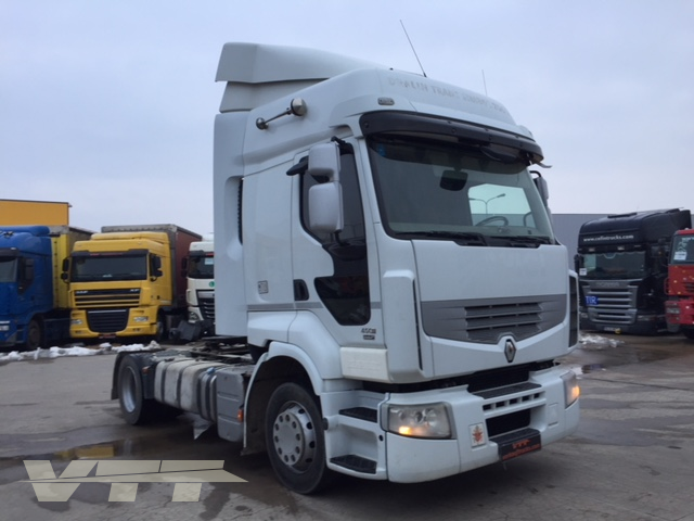 ID 230 Renault Premium 450