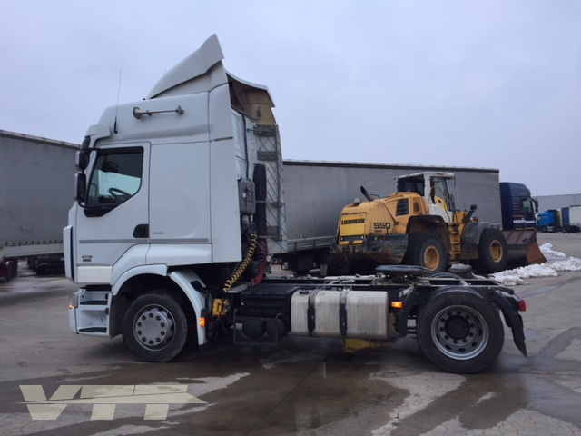 ID 230 Renault Premium 450