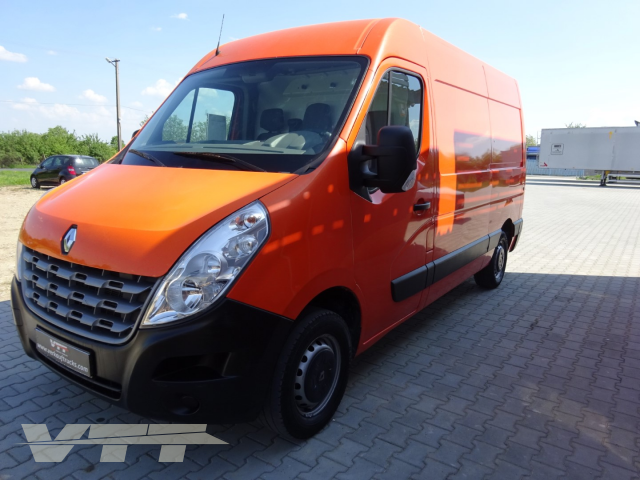 ID 243 Renault Master