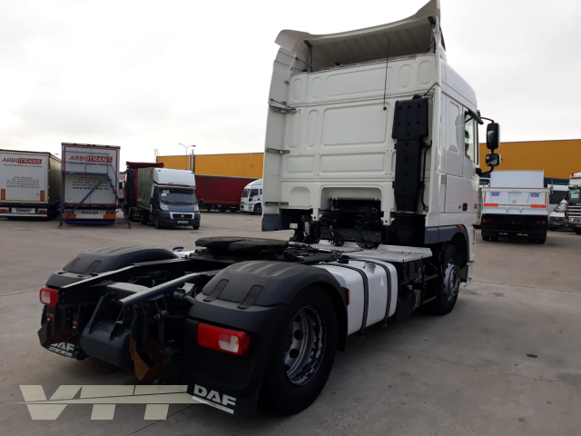 ID 365 DAF XF 105.460