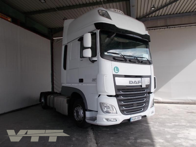 ID 588 DAF XF 460FT