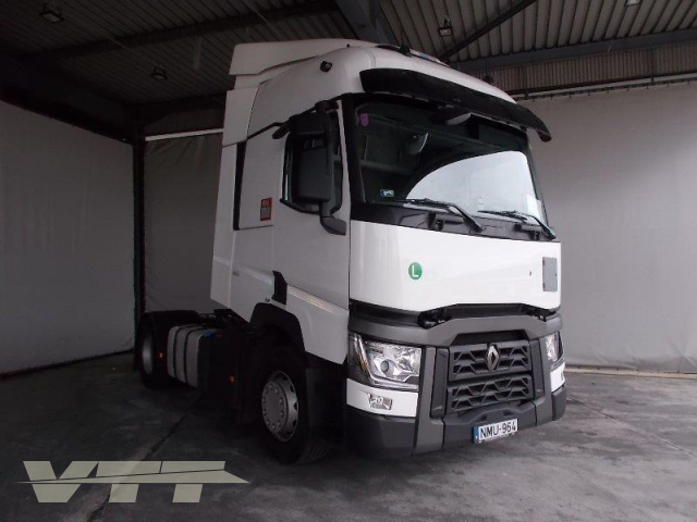 ID 590 Renault Premium 460