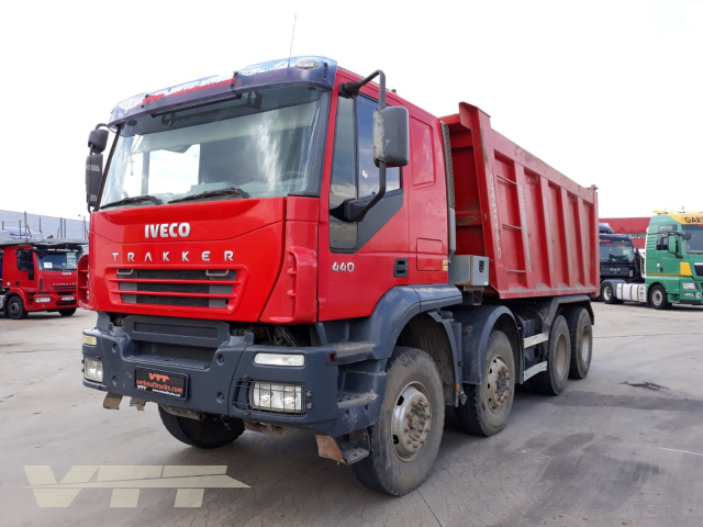 ID 624 Iveco Trakker