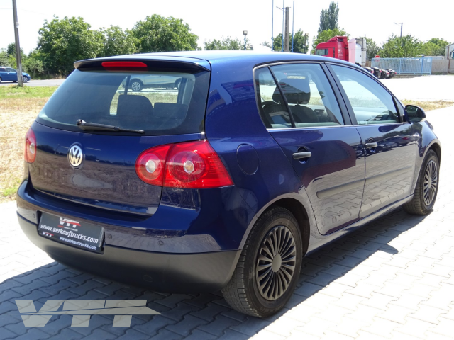 ID 705 Volkswagen Golf V