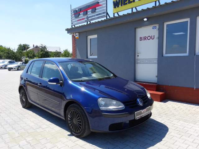 ID 705 Volkswagen Golf V