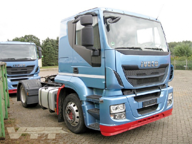 ID 735 Iveco Stralis 440ST