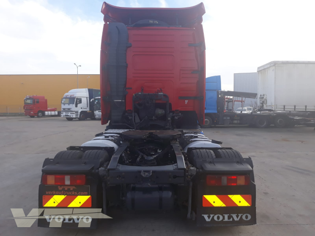 ID 743 Volvo FH 42