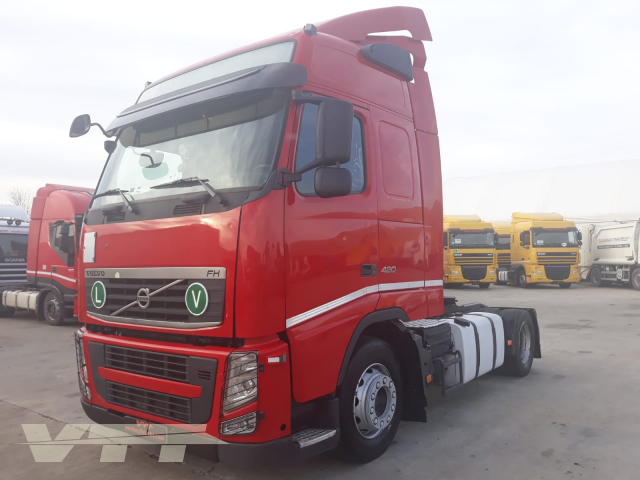 ID 743 Volvo FH 42