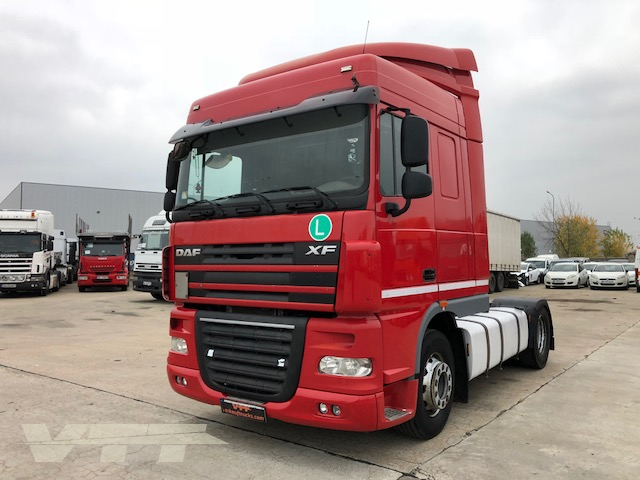 ID 744 DAF XF 105.410