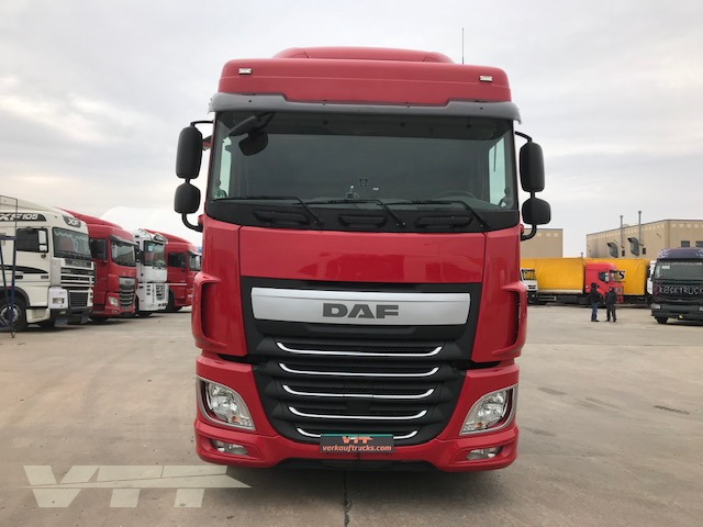 ID 784 DAF XF 105.460