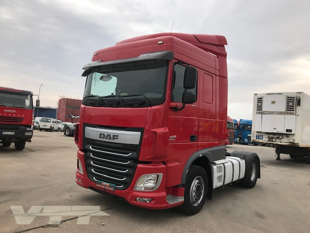 ID 784 DAF XF 105.460