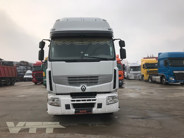 ID 788 Renault Premium 460