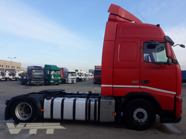 ID 791 Volvo FH 42