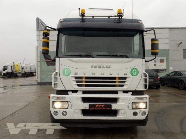 ID 814 Iveco Stralis AT440S43