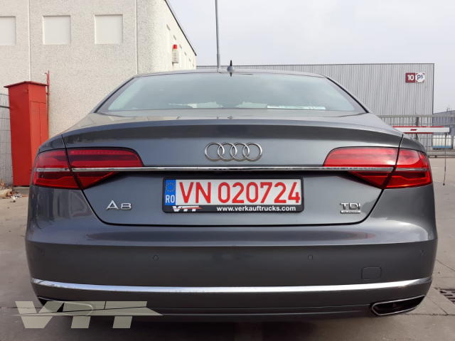 ID 892 Audi A8