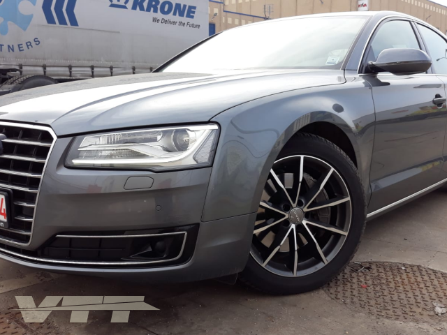 ID 892 Audi A8