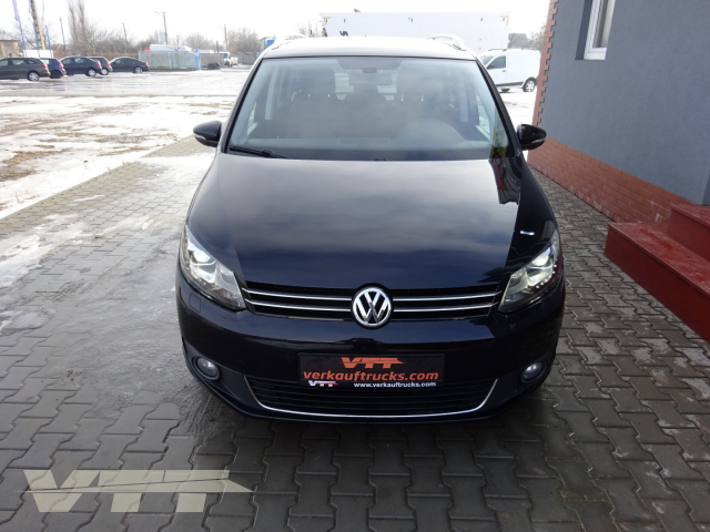 ID 898 Volkswagen Touran