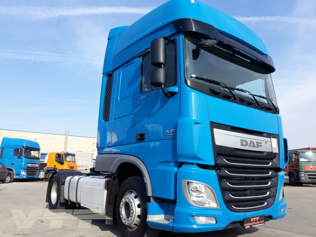 ID 904 DAF XF 460FT