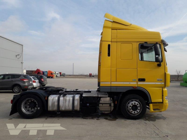 ID 907 DAF XF 105.460