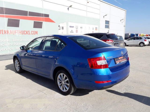 ID 913 Skoda Octavia