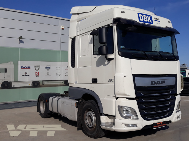 ID 915 DAF XF 460FT