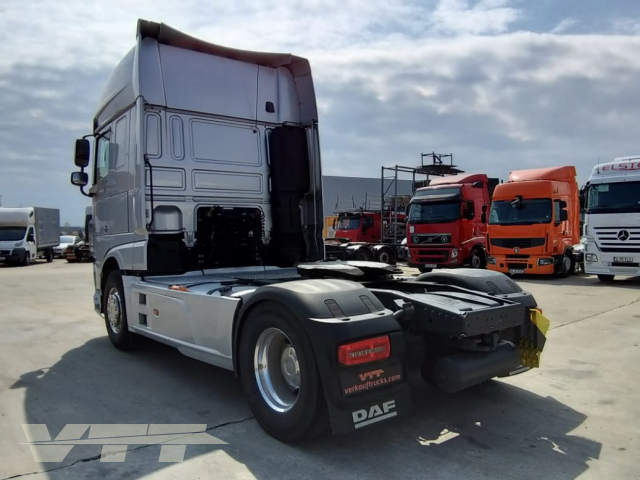 ID 917 DAF XF 105.460