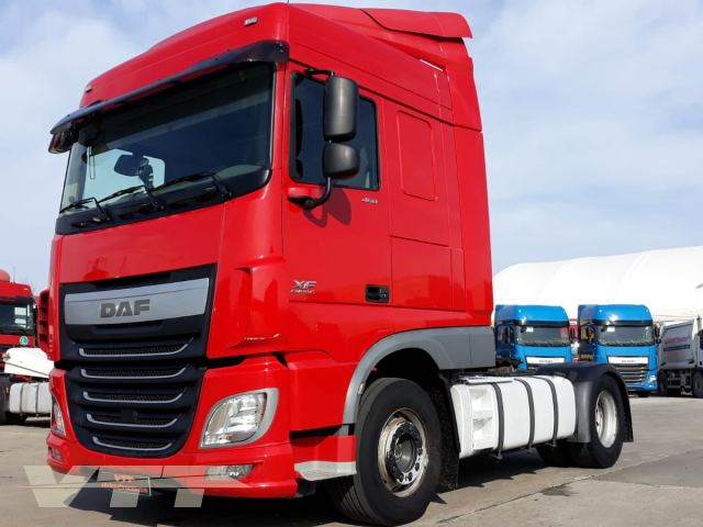 ID 932 DAF XF 460FT