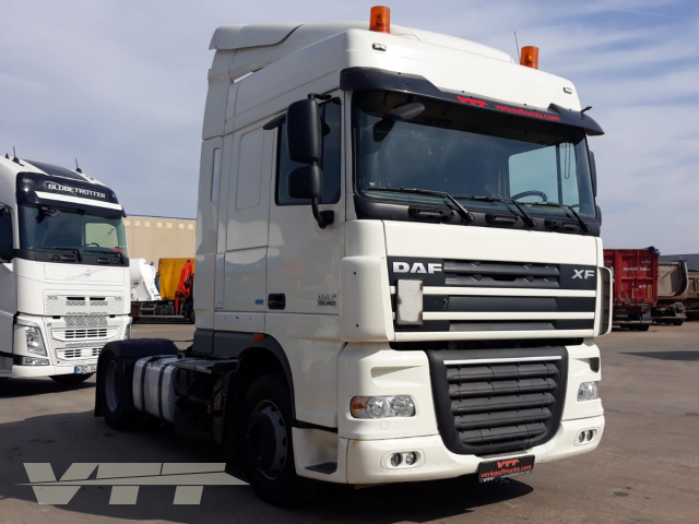 ID 933 DAF XF 105.460