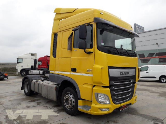 ID 949 DAF XF 460FT