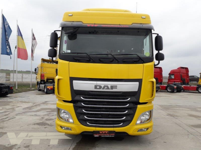 ID 950 DAF XF 460FT