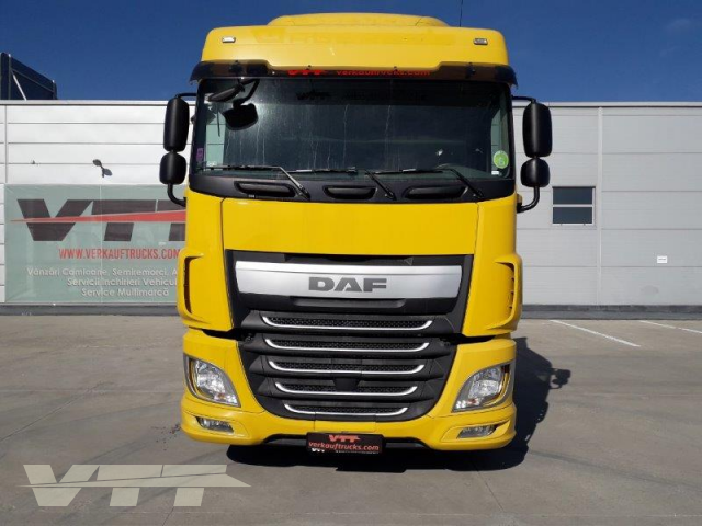 ID 951 DAF XF 460FT