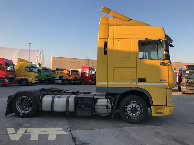 ID 957 DAF XF 105.460