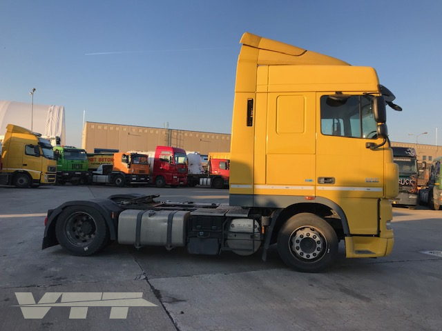 ID 958 DAF XF 105.460