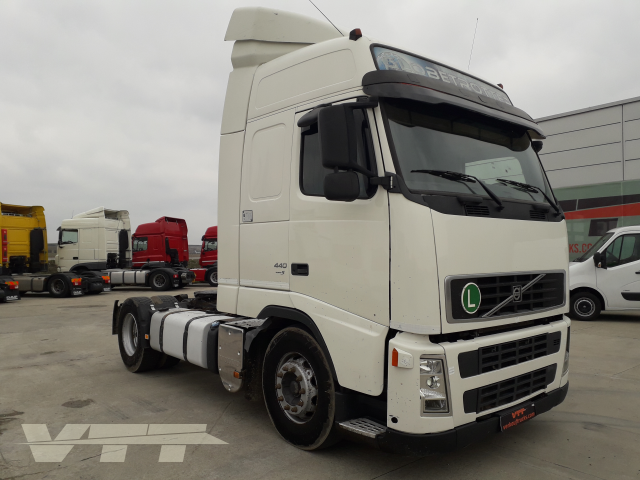 ID 960 Volvo FH 42