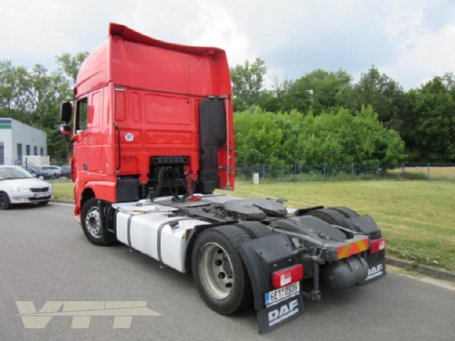 ID 964 DAF XF 105.460