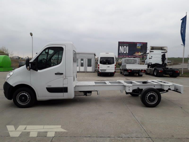 ID 975 Opel Movano