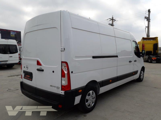 ID 976 Opel Movano