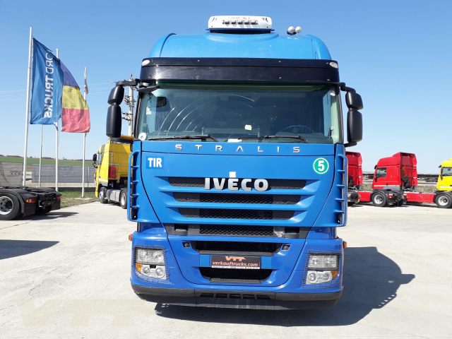 ID 978 Iveco Stralis AS440S45T