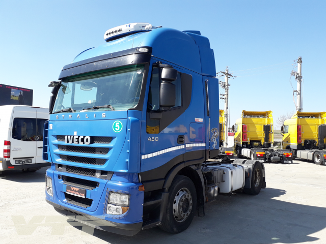 ID 978 Iveco Stralis AS440S45T