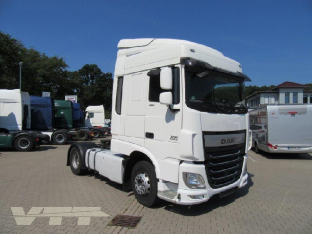 ID 986 DAF XF 105.460